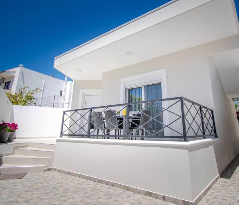 Villa Fileo Family And Friends Living Archangelos  Exterior foto